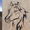 Tête de cheval, tableau bois découpé à la scie à chantourner.
